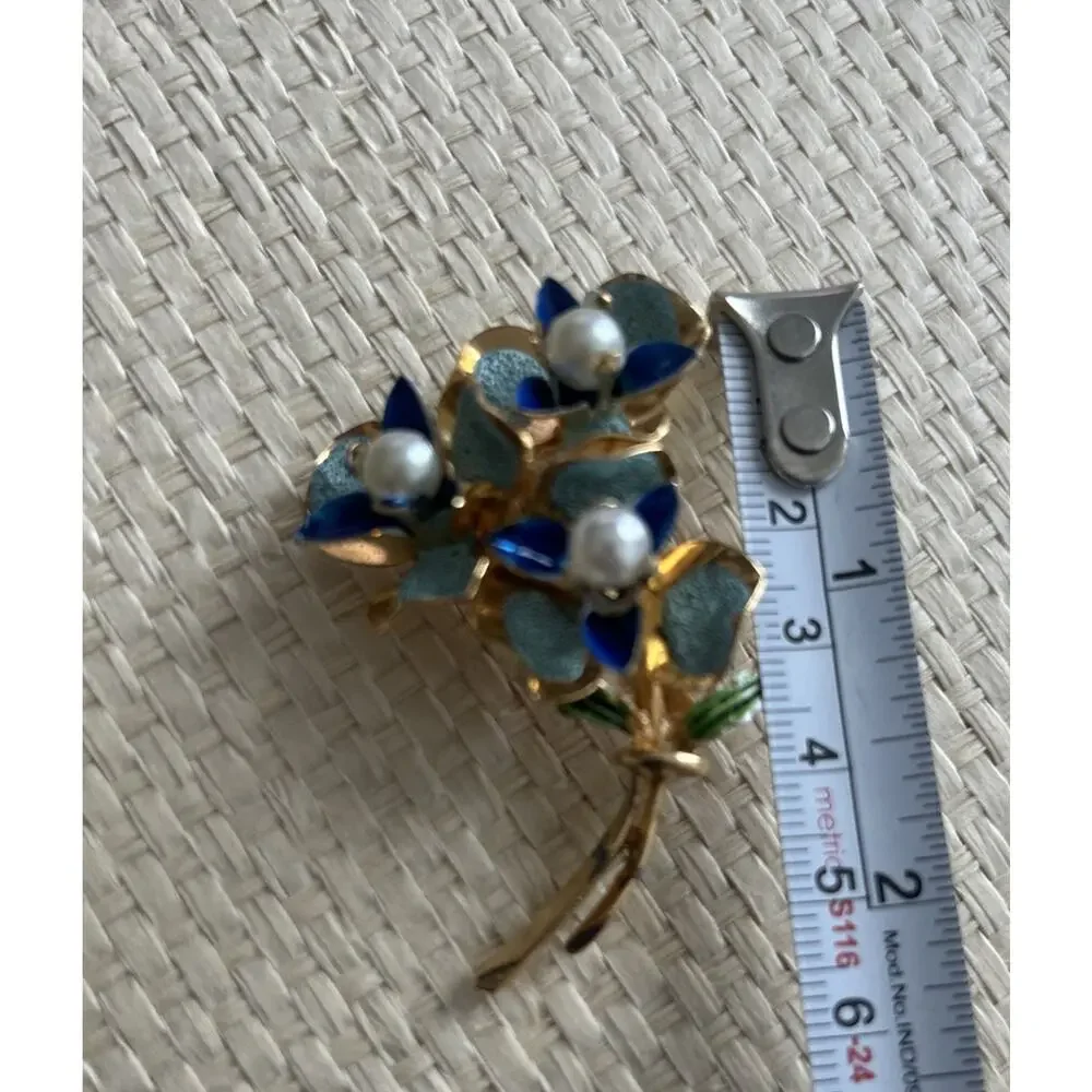 Vintage 1950s Enamel Flower Bouquet Brooch Pin & EARRINGS Blue Pearl‎ Gold Tone